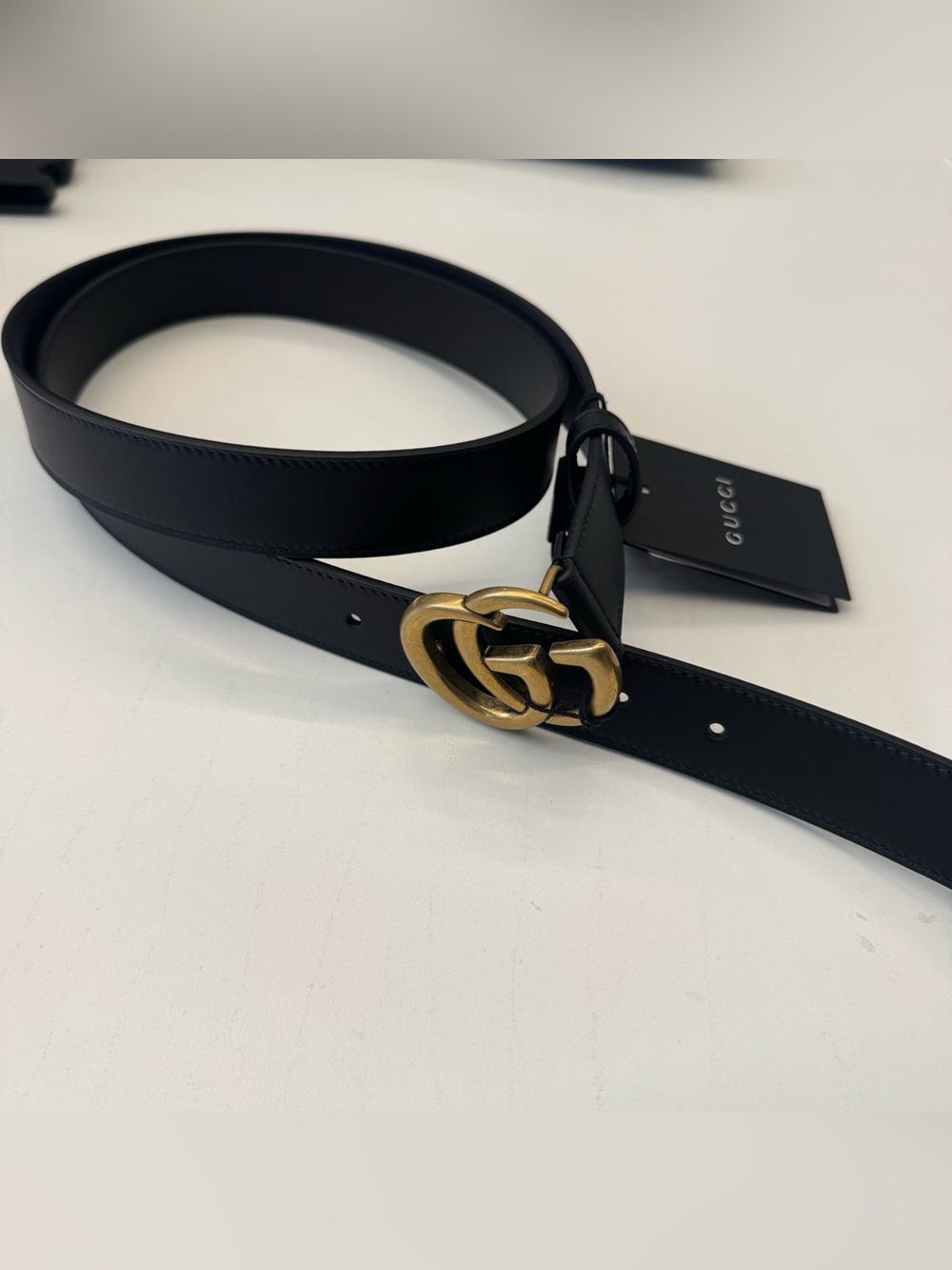 Men’s Gucci Black Leather Belt with Antique Gold Double G Buckle